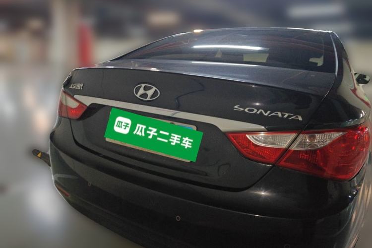 Used Hyundai Sonata 2011 2.0L Automatic Luxury Edition Rear