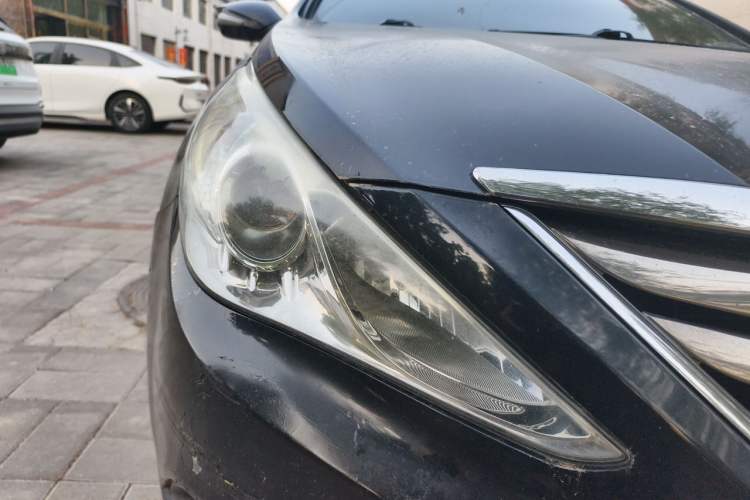 Used Hyundai Sonata 2011 2.0L Automatic Fashion Edition Right Front Headlight