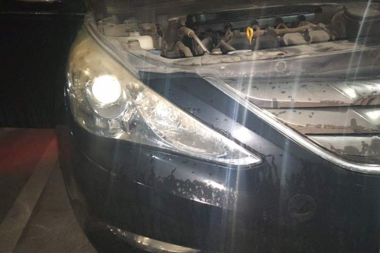 Used Hyundai Sonata 2011 2.0L Automatic Leading Edition Right Front Headlight