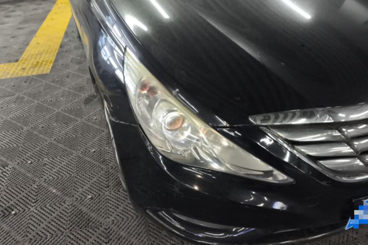 Used Hyundai Sonata 2011 2.0L Automatic Prestige Edition Right Front Headlight