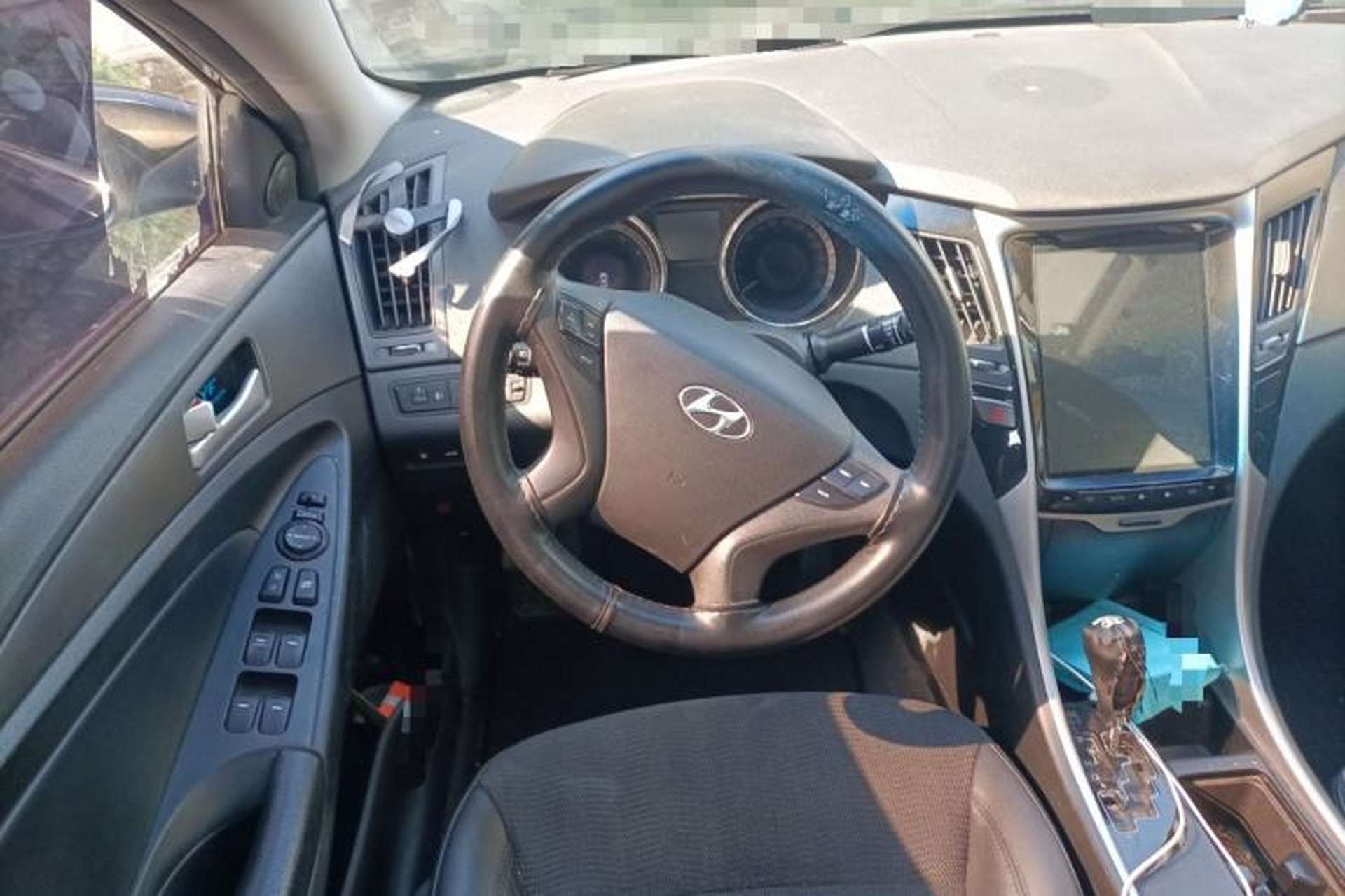 Used Hyundai Sonata 2011 2.0L Automatic Leading Edition Steering Wheel