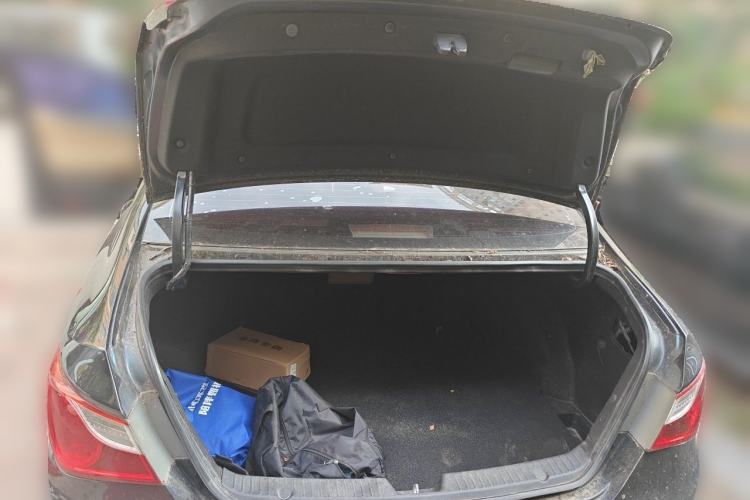 Used Hyundai Sonata 2011 2.0L Automatic Fashion Edition Trunk