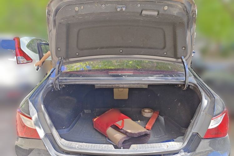 Used Hyundai Sonata 2011 2.0L Automatic Fashion Edition Trunk