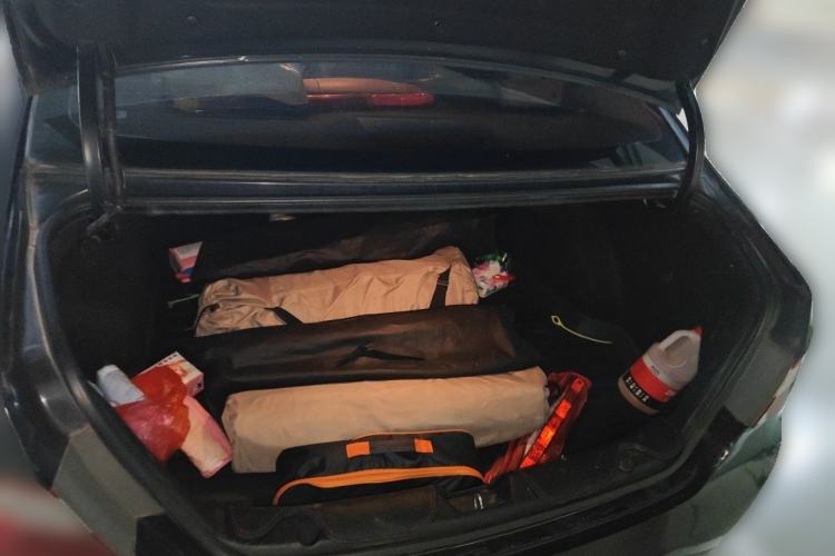 Used Hyundai Sonata 2011 2.0L Automatic Luxury Edition Trunk