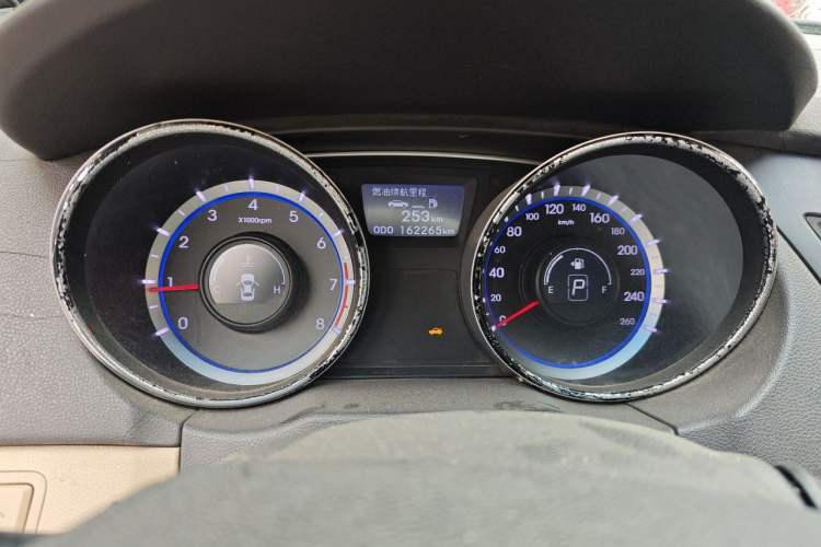 Used Hyundai Sonata 2011 2.0L Automatic Fashion Edition Instrument Cluster
