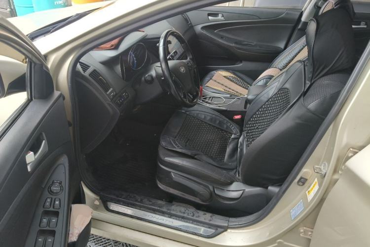 Used Hyundai Sonata 2011 2.0L Automatic Fashion Edition Driver Seat