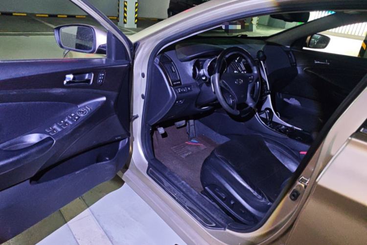 Used Hyundai Sonata 2011 2.4L Automatic Top-Tier Version Driver Seat