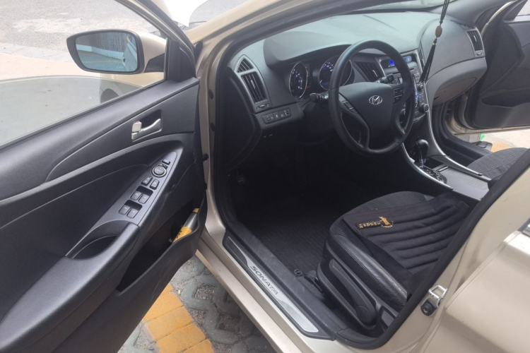 Used Hyundai Sonata 2011 2.0L Automatic Leading Edition Driver Seat