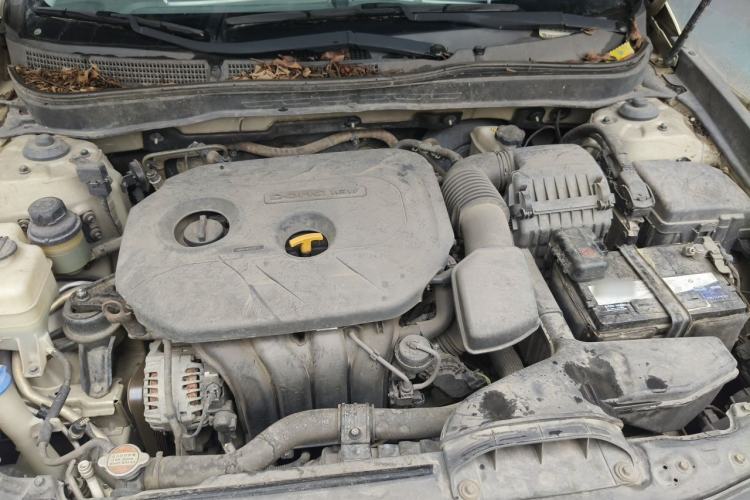 Used Hyundai Sonata 2011 2.0L Automatic Fashion Edition Engine Bay