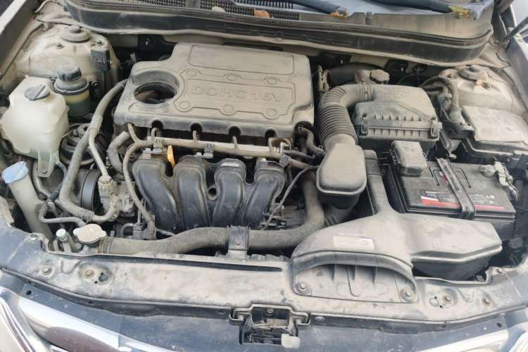 Used Hyundai Sonata 2011 2.0L Automatic Leading Edition Engine Bay
