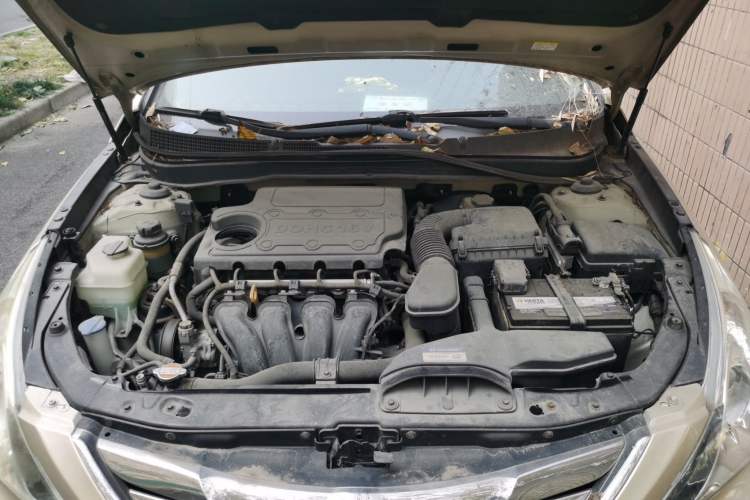 Used Hyundai Sonata 2011 2.0L Automatic Leading Edition Engine Bay