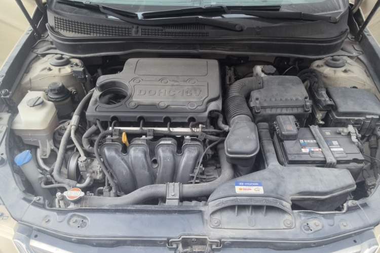 Used Hyundai Sonata 2011 2.0L Automatic Leading Edition Engine Bay