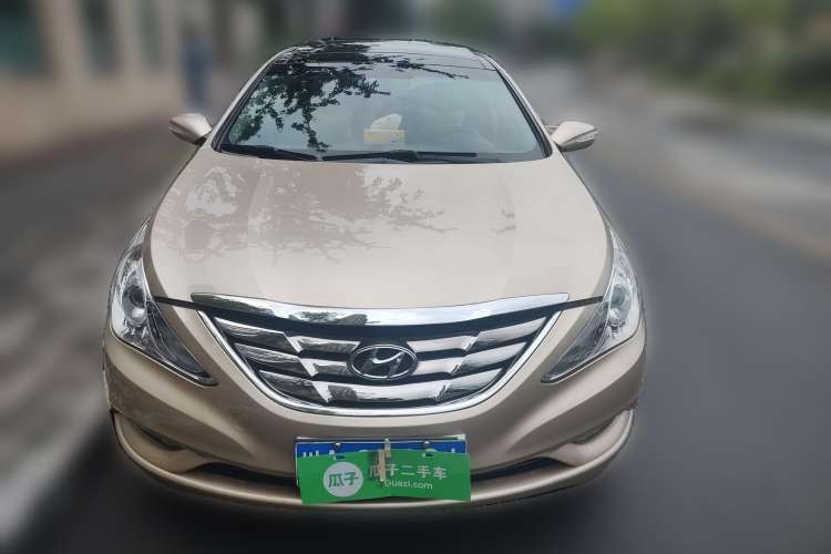 Used Hyundai Sonata 2011 2.0L Automatic Luxury Edition Front