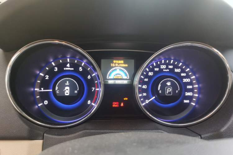 Used Hyundai Sonata 2011 2.0L Automatic Leading Edition Instrument Cluster