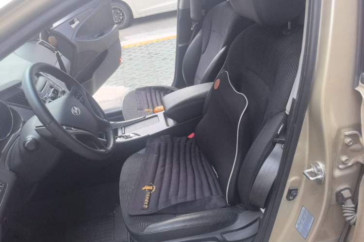 Used Hyundai Sonata 2011 2.0L Automatic Leading Edition Left Front Seat