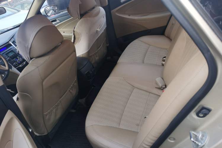 Used Hyundai Sonata 2011 2.0L Automatic Leading Edition Left Rear Seat