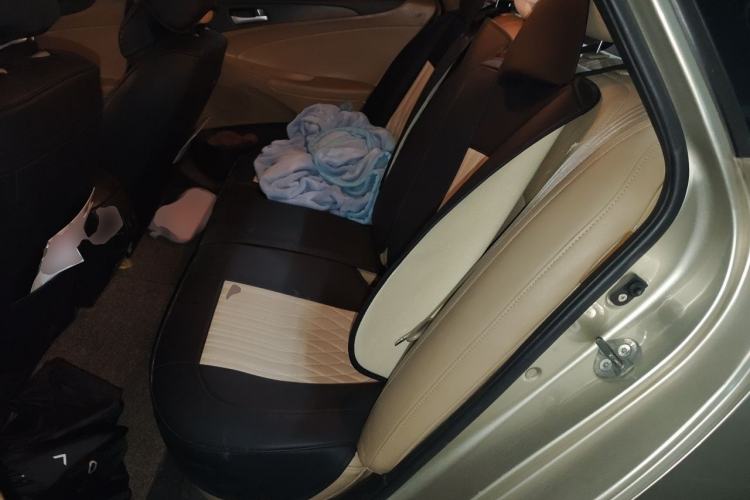 Used Hyundai Sonata 2011 2.0L Automatic Leading Edition Left Rear Seat