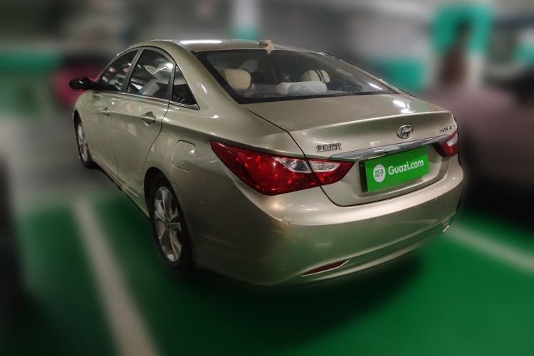 Used Hyundai Sonata 2011 2.0L Automatic Leading Edition Rear Left 45 Deg