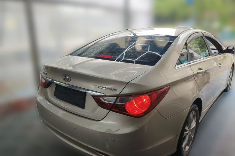 Used Hyundai Sonata 2011 2.0L Automatic Fashion Edition Rear Right 45 Deg
