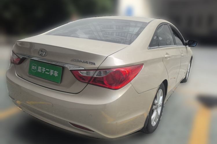 Used Hyundai Sonata 2011 2.0L Automatic Leading Edition Rear Right 45 Deg