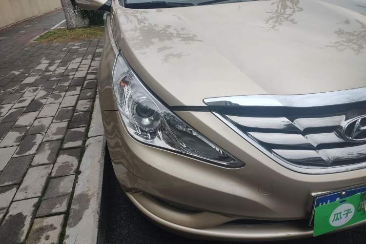 Used Hyundai Sonata 2011 2.0L Automatic Luxury Edition Right Front Headlight