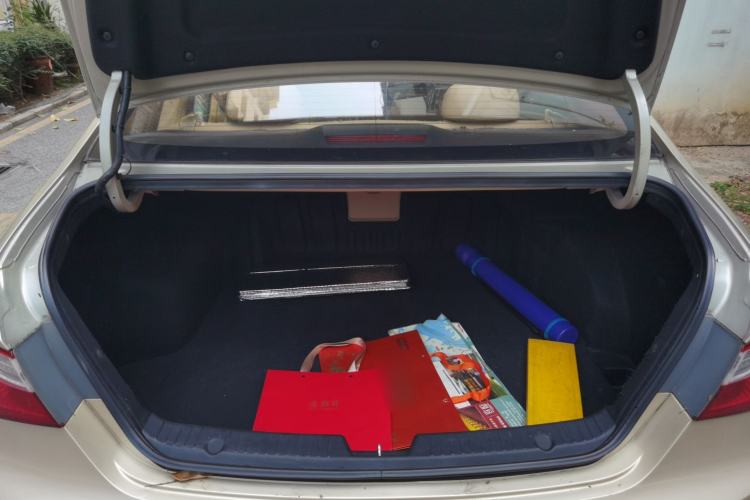 Used Hyundai Sonata 2011 2.4L Automatic Top-Tier Version Trunk