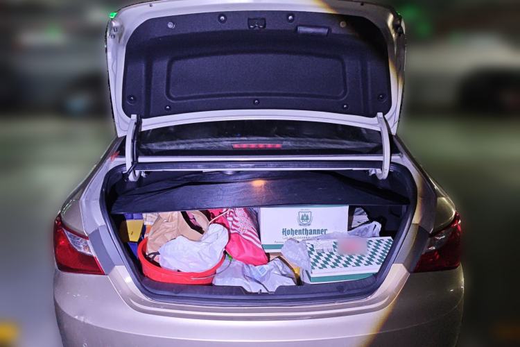 Used Hyundai Sonata 2011 2.4L Automatic Top-Tier Version Trunk