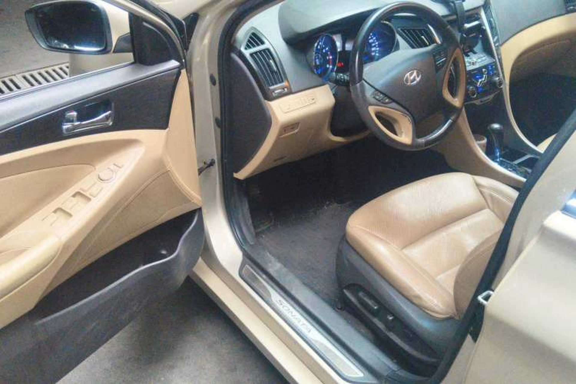 Used Hyundai Sonata 2011 2.0L Automatic Prestige Edition Driver Seat