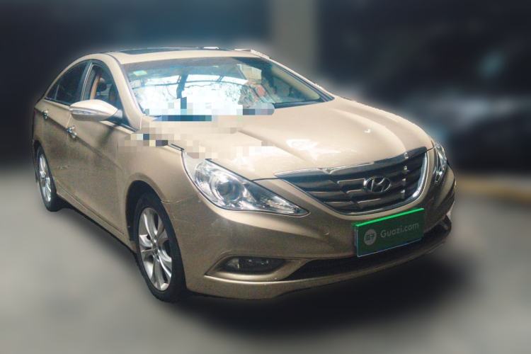 Used Hyundai Sonata 2011 2.0L Automatic Prestige Edition Front Right 45 Deg