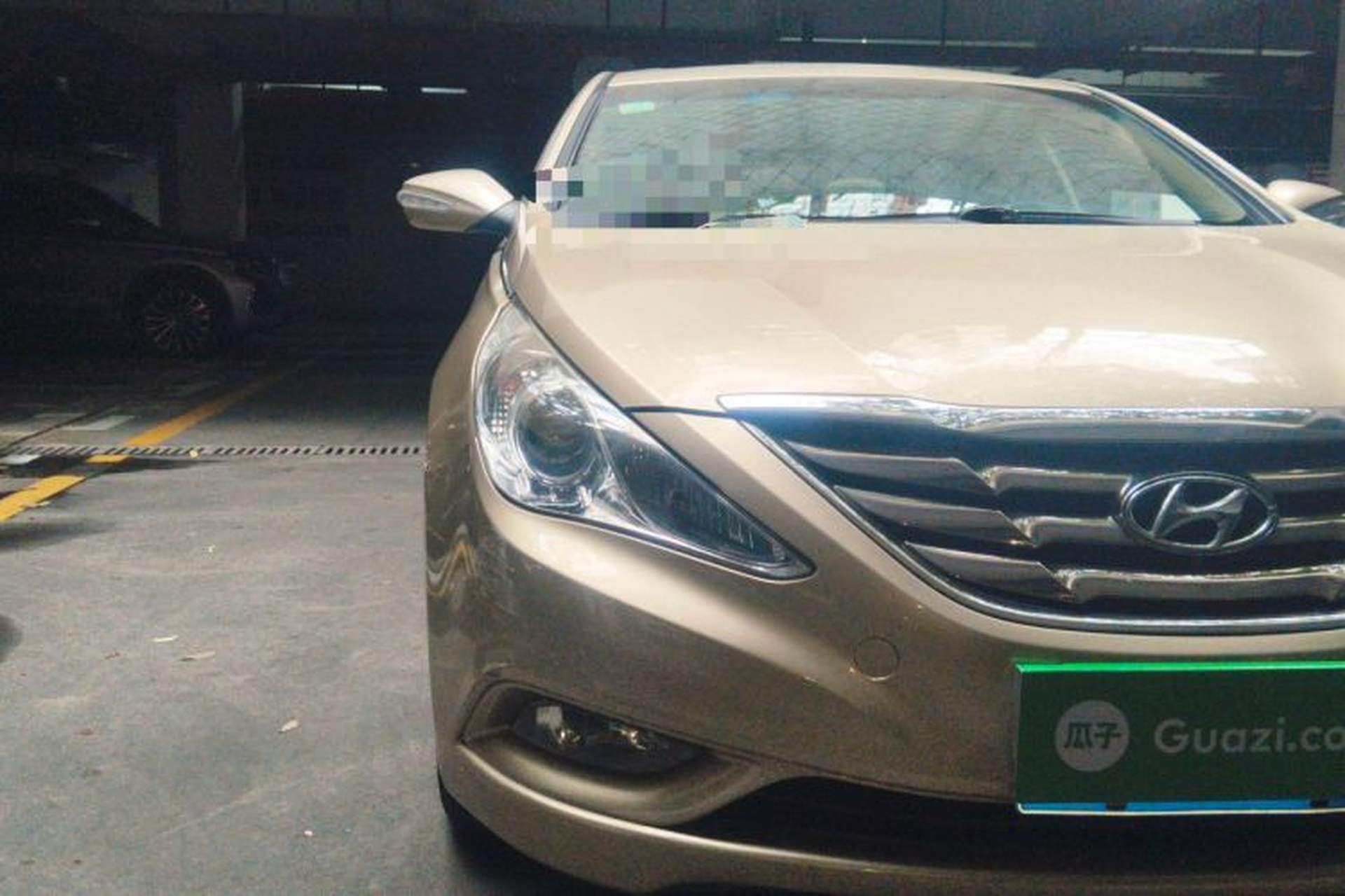 Used Hyundai Sonata 2011 2.0L Automatic Prestige Edition Right Front Headlight