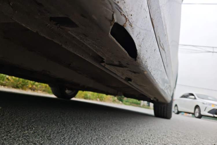 Used Hyundai Sonata 2011 2.0L Automatic Supreme Edition Chassis Front Left