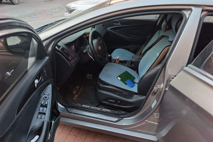 Used Hyundai Sonata 2011 2.4L Automatic Top-Tier Version Driver Seat