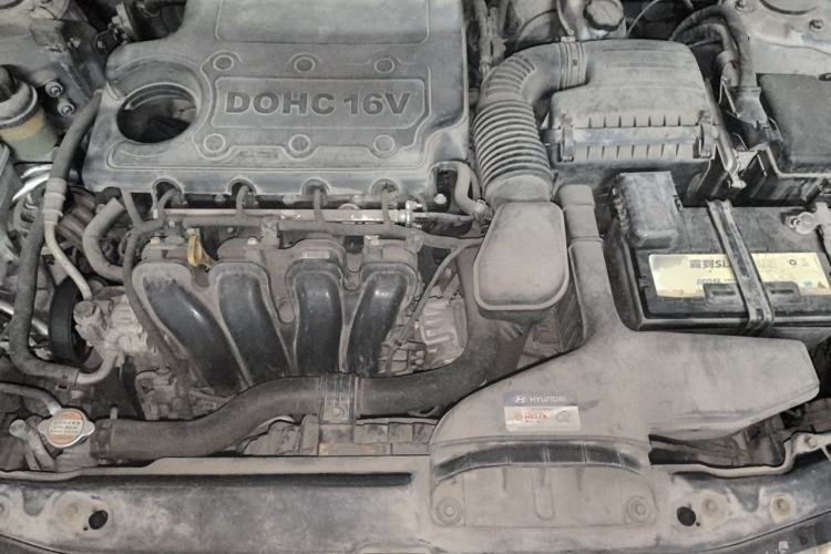 Used Hyundai Sonata 2011 2.0L Automatic Fashion Edition Engine Bay
