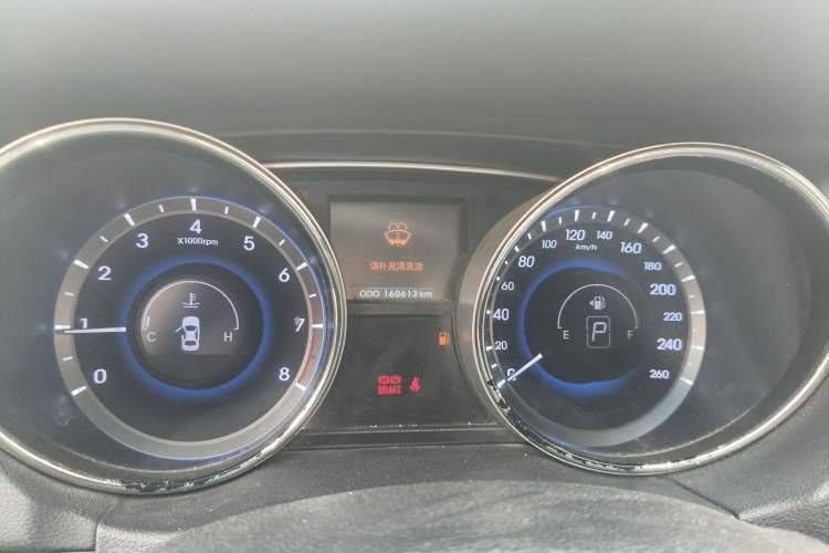 Used Hyundai Sonata 2011 2.0L Automatic Luxury Edition Instrument Cluster