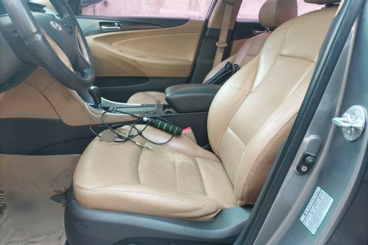 Used Hyundai Sonata 2011 2.0L Automatic Supreme Edition Left Front Seat