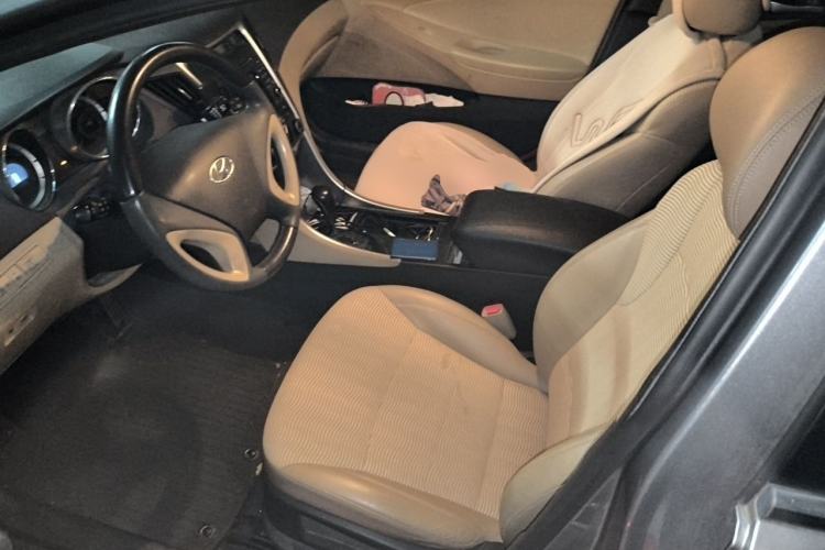 Used Hyundai Sonata 2011 2.0L Automatic Fashion Edition Left Front Seat