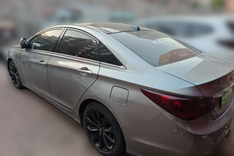 Used Hyundai Sonata 2011 2.4L Automatic Top-Tier Version Rear Left 45 Deg