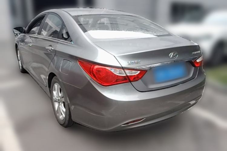 Used Hyundai Sonata 2011 2.0L Automatic Luxury Edition Rear Left 45 Deg