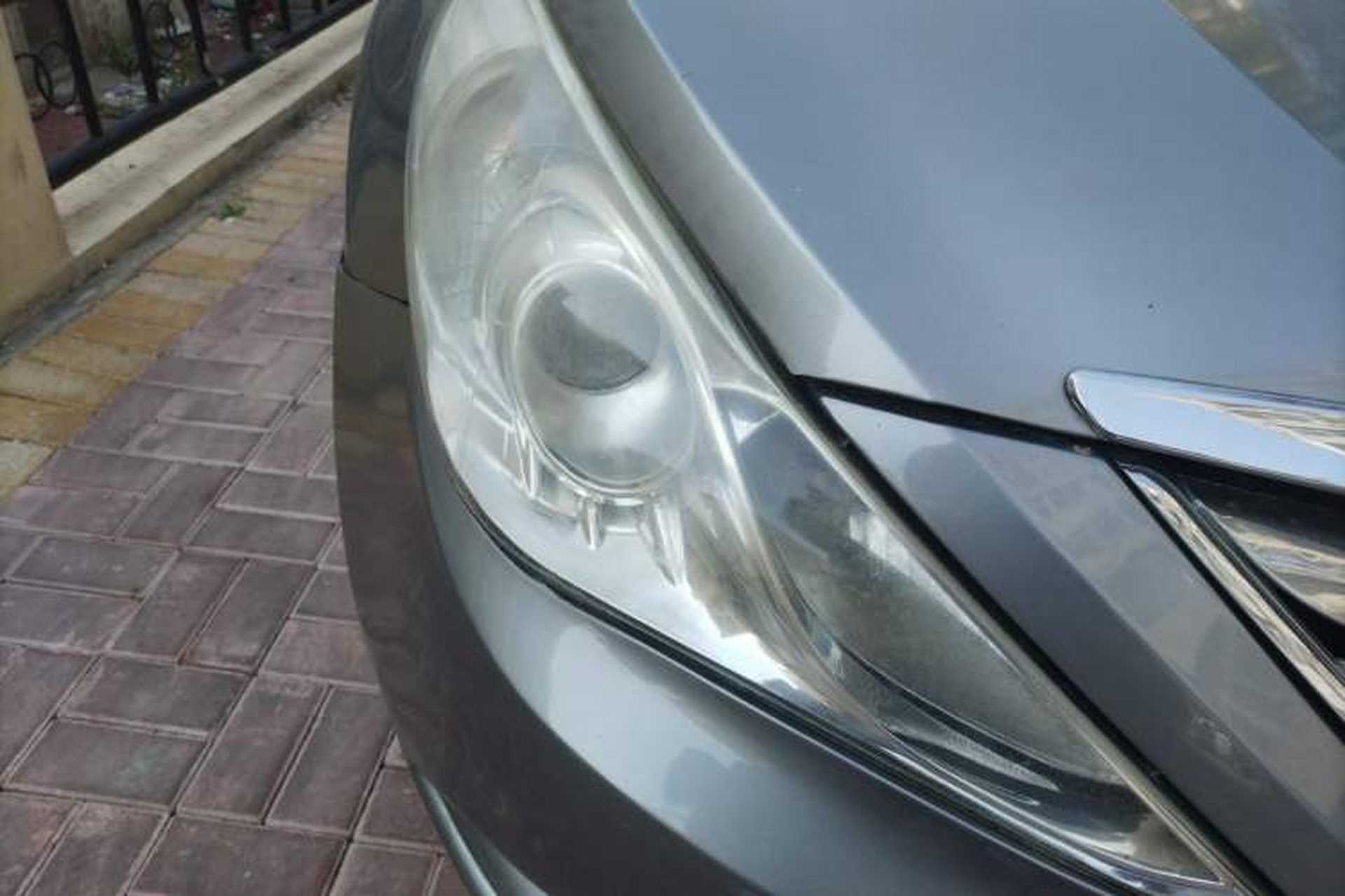 Used Hyundai Sonata 2011 2.0L Automatic Supreme Edition Right Front Headlight