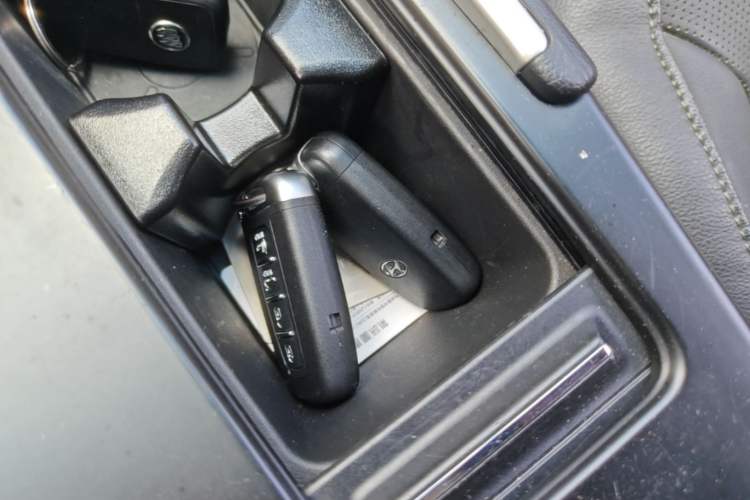 Used Hyundai Sonata 2011 2.4L Automatic Top-Tier Version Vehicle Key