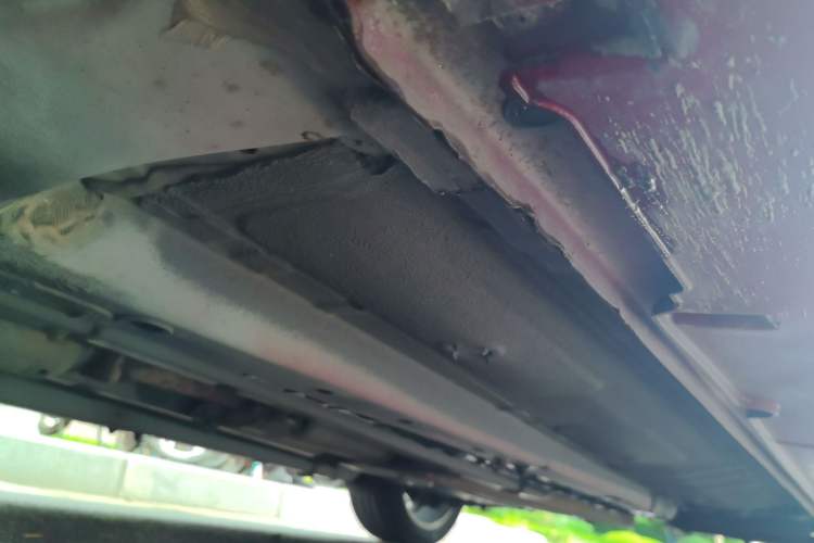 Used Hyundai Sonata 2011 2.0L Automatic Supreme Edition Chassis Front Left