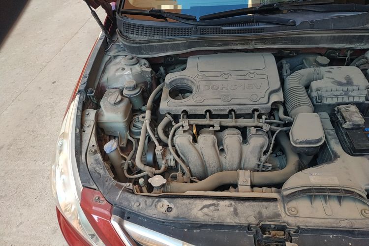 Used Hyundai Sonata 2011 2.0L Automatic Luxury Edition Engine Bay Right