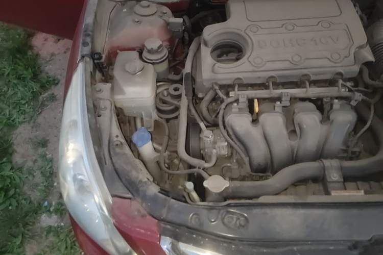 Used Hyundai Sonata 2011 2.0L Automatic Luxury Edition Engine Bay Right