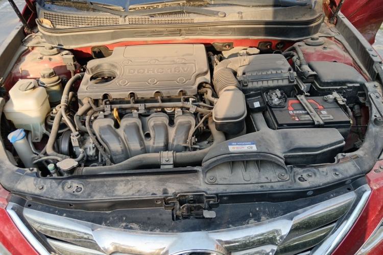 Used Hyundai Sonata 2011 2.0L Automatic Luxury Edition Engine Bay