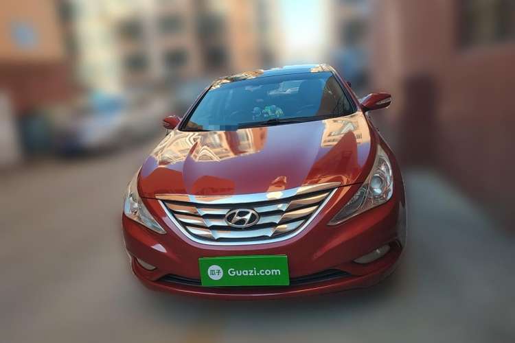 Used Hyundai Sonata 2011 2.0L Automatic Luxury Edition Front