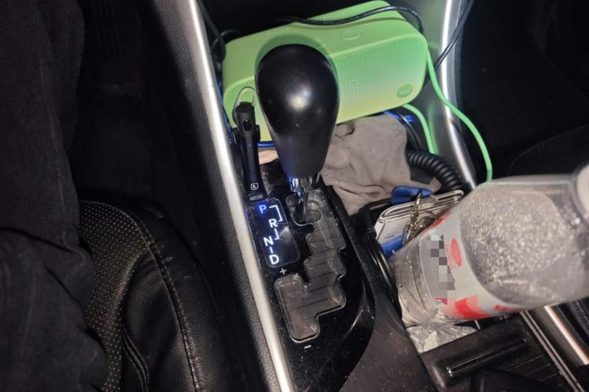 Used Hyundai Sonata 2011 2.0L Automatic Supreme Edition Gear Lever