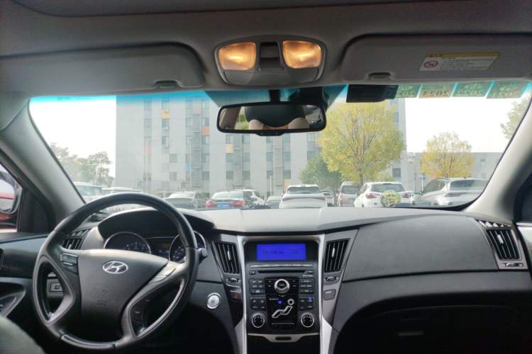 Used Hyundai Sonata 2011 2.0L Automatic Supreme Edition Headliner