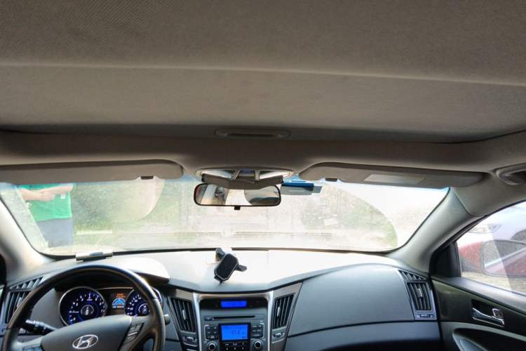 Used Hyundai Sonata 2011 2.0L Automatic Luxury Edition Headliner