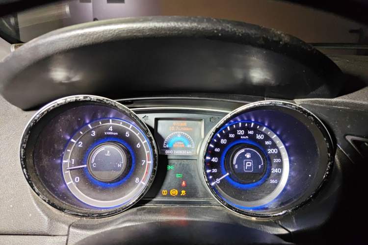 Used Hyundai Sonata 2011 2.0L Automatic Supreme Edition Instrument Cluster