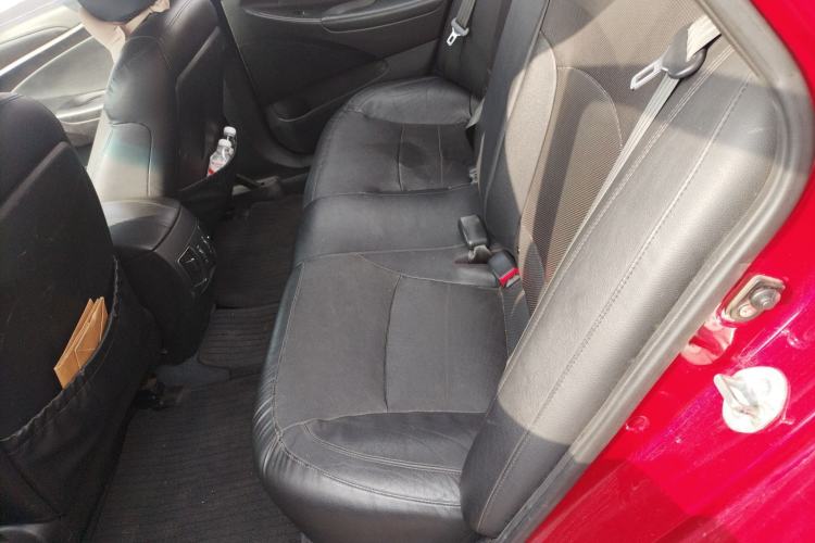 Used Hyundai Sonata 2011 2.0L Automatic Supreme Edition Left Rear Seat